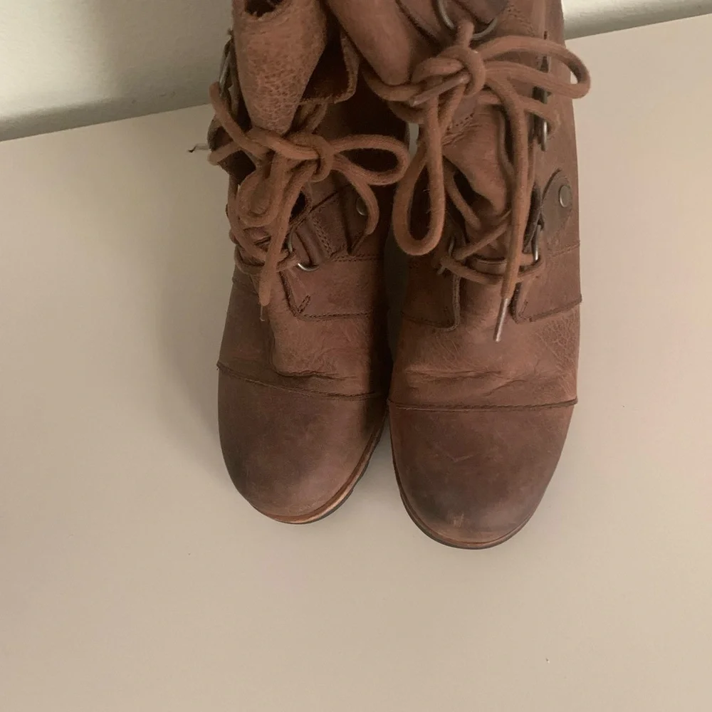 Sorel Woman’s Wedge Brown Lace-Up Ankle Boot